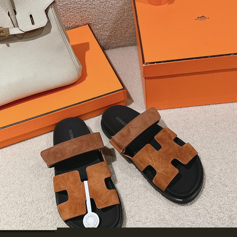 H**mes slippers